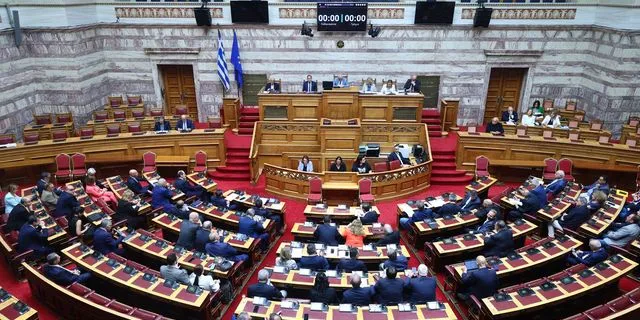 Συζήτηση στην Ολομέλεια της Βουλής για τη σύσταση Ειδικής Κοινοβουλευτικής Επιτροπής προς διενέργεια προκαταρκτικής εξέτασης