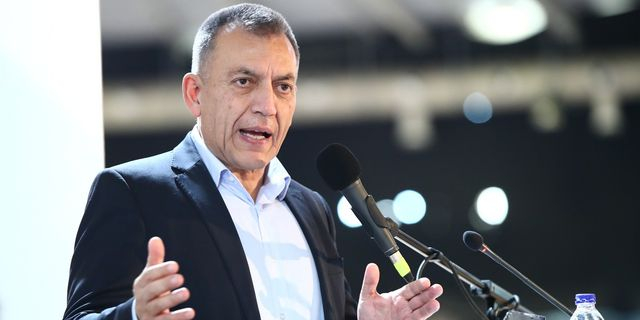 Γιάννης Βρούτσης