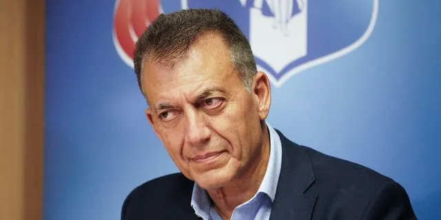 Ισχυρή σύσταση Βρούτση για αναβολή όλων των αθλητικών δραστηριοτήτων 