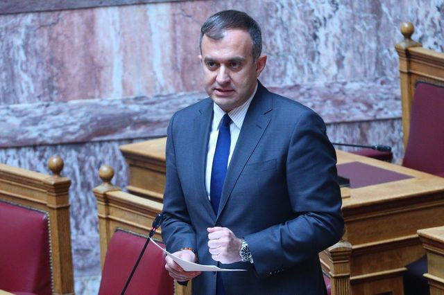 Χατζηβασιλείου: Προσπάθησα να βοηθήσω συμπολίτες μου, δεν έχω καμία σχέση με παράνομες πράξεις