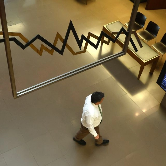 Scope: Αναβάθμισε σε “θετικό” το outlook της Ελλάδας – Σταθερό το αξιόχρεο στο BBB