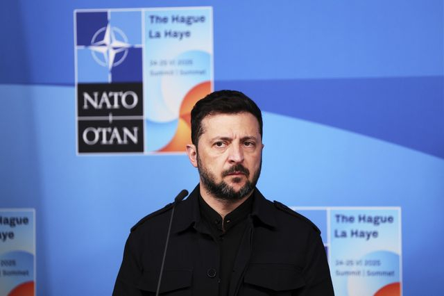 Ο Ζελένσκι λέει ότι είχε “ουσιαστικές” συζητήσεις με τον Κέλογκ