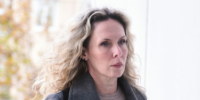 Εβελίνα Παπούλια: Λύγισε on air για την απόφαση κατά του Πέτρου Φιλιππίδη