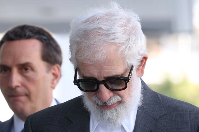 Ποινή φυλάκισης 3 ετών για τον Πέτρο Φιλιππίδη – Αφέθηκε ελεύθερος