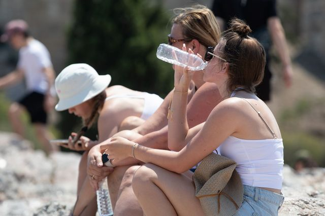 Καύσωνας: Κορυφώνεται η ζέστη – Πού θα δείξει 43 βαθμούς ο υδράργυρος