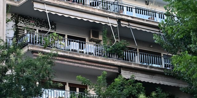 Βίντεο ντοκουμέντο από τη στιγμή που ξεσπά η φωτιά στο σπίτι του Πέτρου Φιλιππίδη