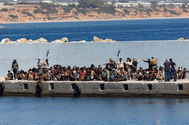 ΕΕ: Αυστηρότεροι κανόνες στη μεταναστευτική πολιτική – Οι ασφαλείς τρίτες χώρες και οι απελάσεις