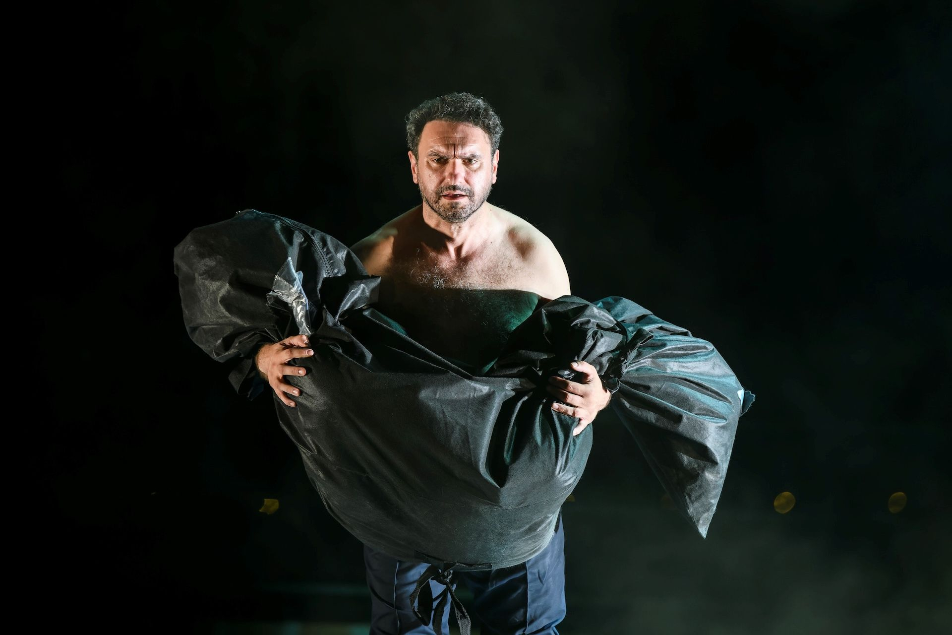 Αντιγόνη σε σκηνοθεσία Θέμη Μουμουλίδη