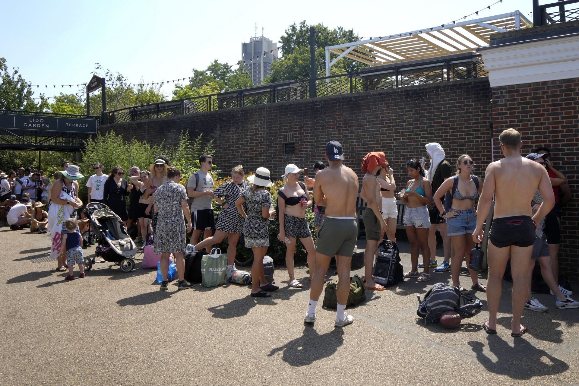 Καύσωνας στη Βρετανία