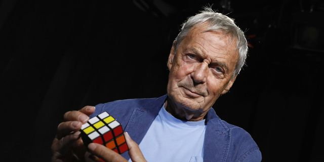 Η ελληνική εταιρεία που κέρδισε τα δικαιώματα για το εμπορικό σήμα του Κύβου του Ρούμπικ