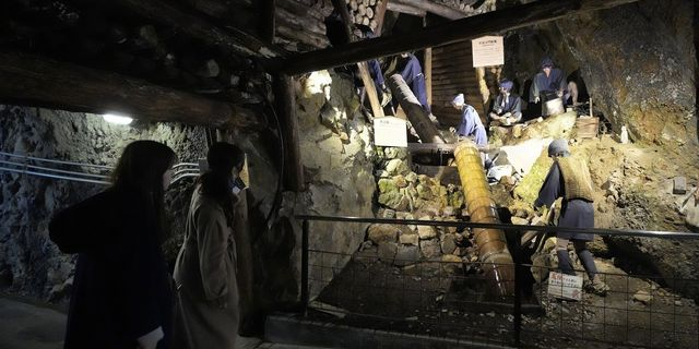 Χρυσορυχείο (φωτογραφεία αρχείου)