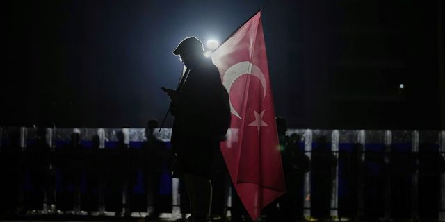Τουρκία: Ο εισαγγελέας διέταξε την προφυλάκιση του δημάρχου Αδάνων