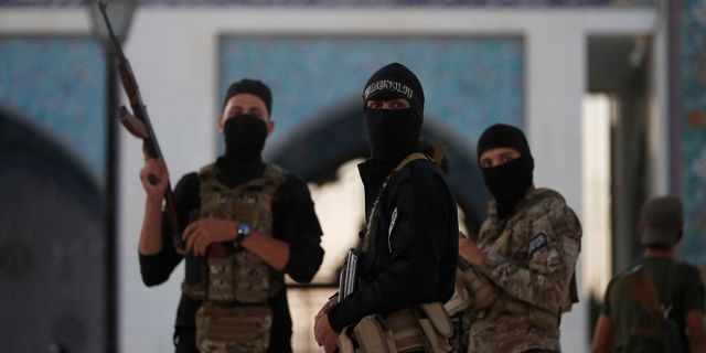 Συρία: Αυξάνονται οι νεκροί από τις συγκρούσεις φυλών Βεδουίνων και τοπικών μαχητών