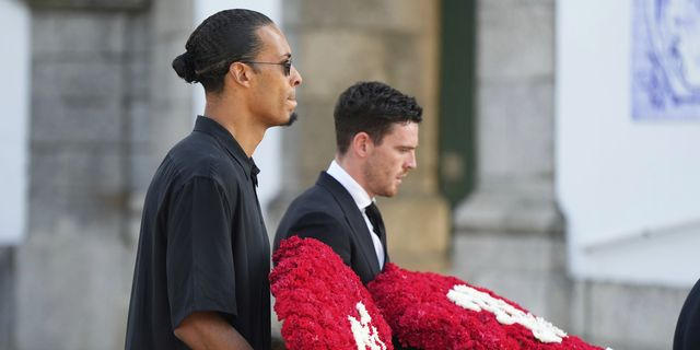 Ντιόγκο Ζότα: Λαϊκό προσκύνημα στο τελευταίο αντίο