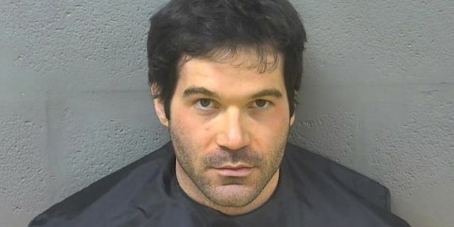 Ο αεροσυνοδός Estes Carter Thompson III