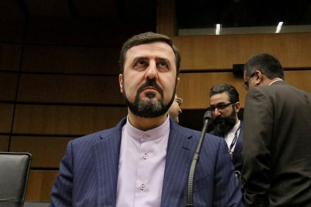 Νέα συνάντηση Ιράν – Ευρωπαίων στην Κωνσταντινούπολη για το πυρηνικό πρόγραμμα