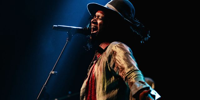 Fantastic Negrito – “Ήμουν σε κώμα για 3 εβδομάδες και κατέστρεψα το χέρι που έπαιζε μουσική”