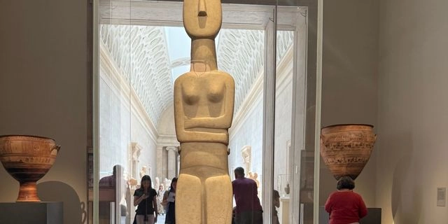 Οι 161 Κυκλαδικές Αρχαιότητες στο ΜΕΤ