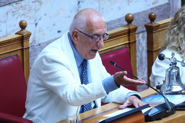 Κακλαμάνης για Προανακριτική: Προσπάθησε να δικαιολογήσει τα αδικαιολόγητα