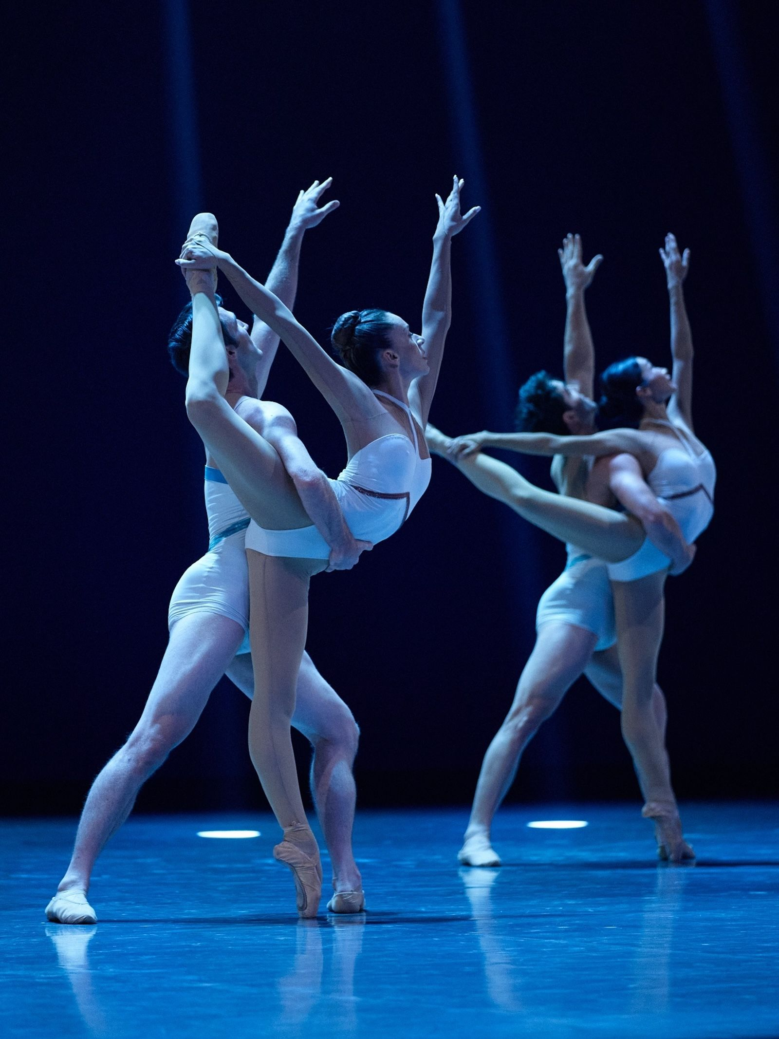MEGARO 25-26-GrandsBalletsCanadiens_SymphonieNo7_PDA_Sasha_Onyshchenko_1-HR (1)