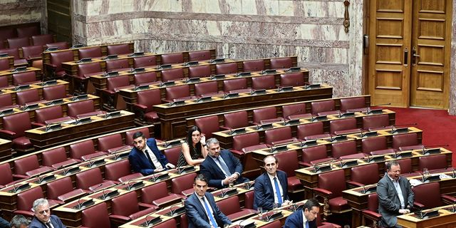 ΟΠΕΚΕΠΕ: Η κυβέρνηση ευτέλισε τη Βουλή και ζητά και τα ρέστα