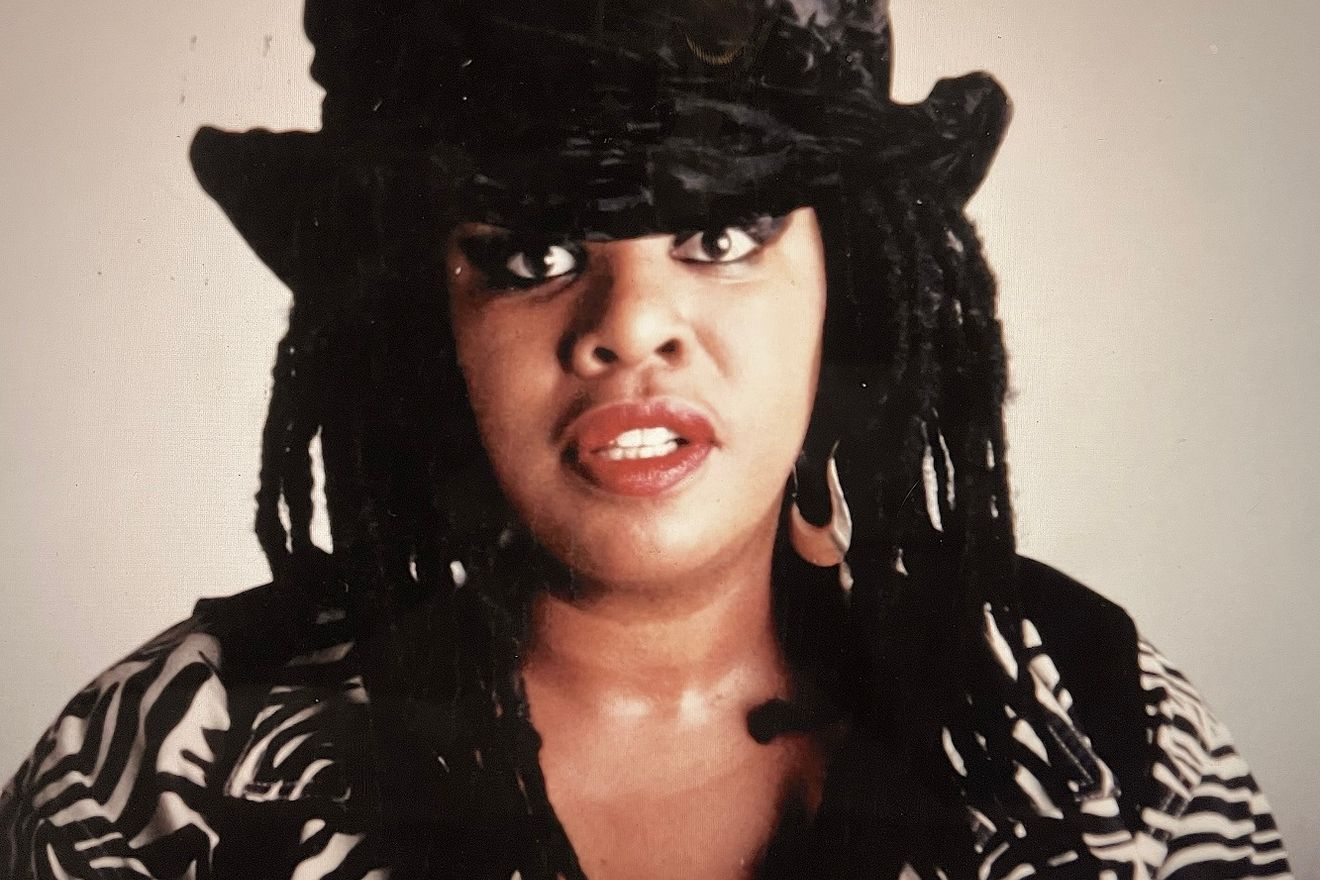 Q Lazzarus: Η γυναίκα που τάραξε τα νερά του new wave – και μετά εξαφανίστηκε
