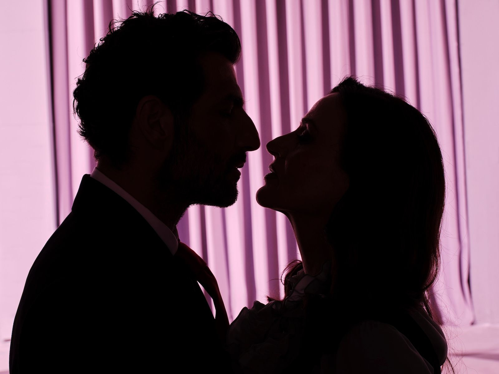 Νίκος Κουρής- Καρυοφυλλιά Καραμπέτη