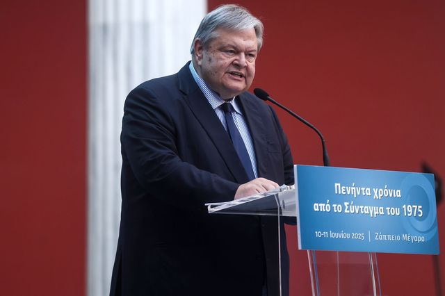 Ξέσπασμα Βενιζέλου: Η κυβέρνηση ευτέλισε Βουλή και Θεσμούς