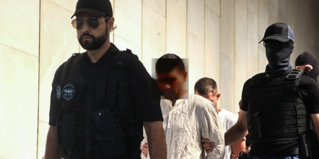 Στον Εισαγγελέα οι κατηγορούμενοι για τη δολοφονία στην Αγία Παρασκευή