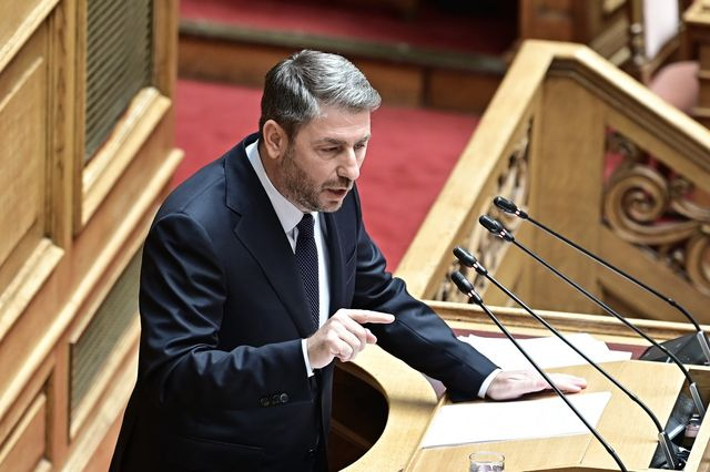 Ανδρουλάκης: Απαγορεύετε στη Δικαιοσύνη να ερευνήσει τους Βορίδη – Αυγενάκη