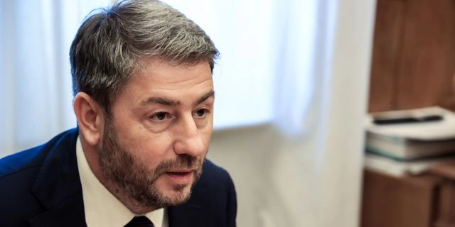 Ανδρουλάκης για άσυλο: “Ας σταματήσει η ΝΔ τα επικοινωνιακά παιχνίδια”
