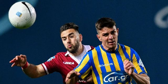 Ο Άγγελος Τσιγγάρας συμφώνησε με την Μπενεβέντο