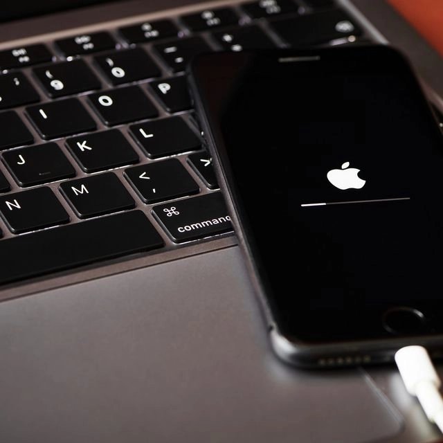 Η Apple κάνει εκατομμυριούχο όποιον “σπάσει” το iPhone σου
