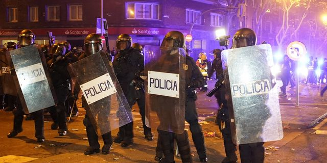 Ισπανία: Βίαια επεισόδια μεταξύ ακροδεξιών ομάδων και μεταναστών στην πόλη Τορέ Πατσέκο