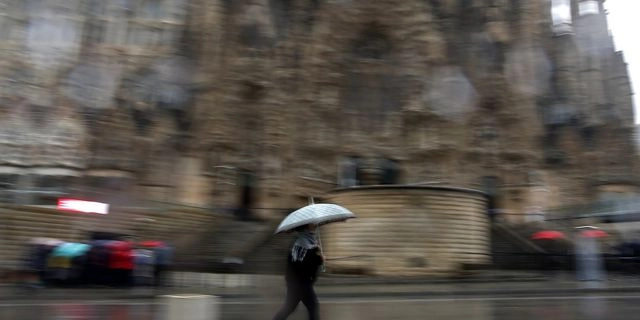 Καταλονία: Σε κόκκινο συναγερμό λόγω ισχυρών βροχοπτώσεων