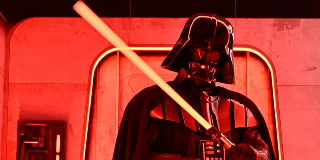 Star Wars: Πωλείται το φωτόσπαθο του Νταρθ Βέιντερ – Το αστρονομικό ποσό