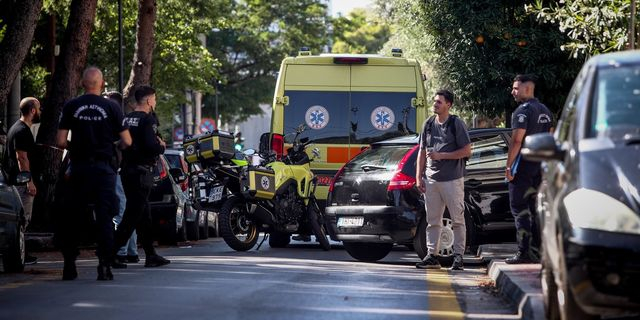 Δολοφονία στην Αγία Παρασκευή: Προσήχθησαν η πρώην σύζυγος και άλλοι τέσσερις