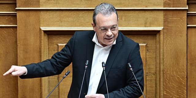 Ο Σωκράτης Φάμελλος στη Βουλή