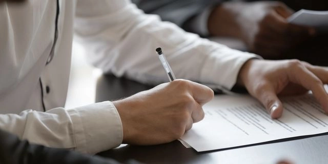 Εξωδικαστικός: Ιστορικό υψηλό ρυθμίσεων τον Ιούνιο