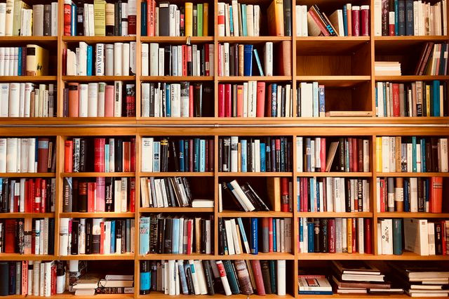 32 non fiction βιβλία για το καλοκαίρι του 2025