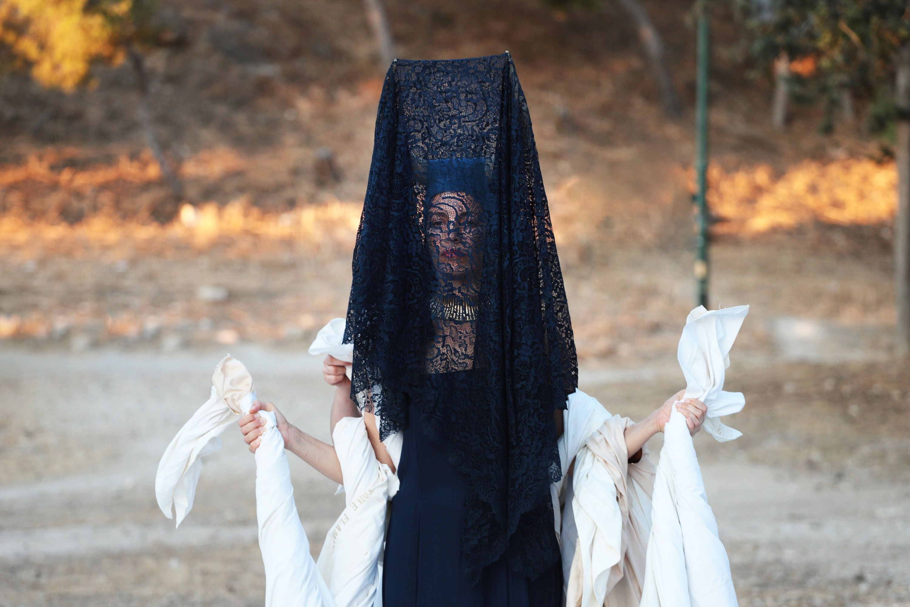 Ιώ: στο βουνί των μεγάλων θεών