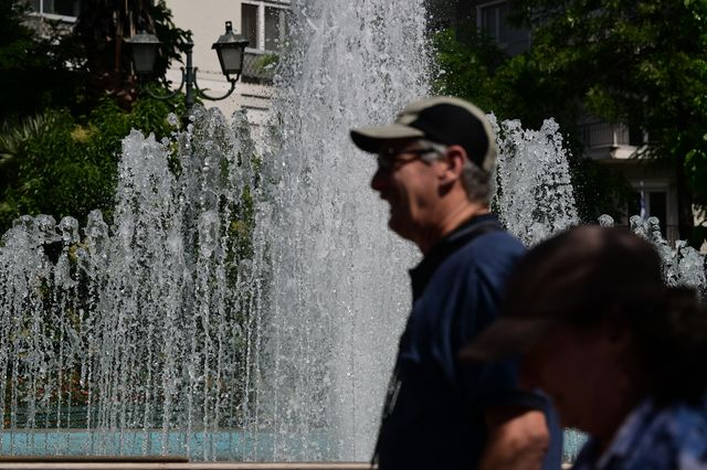 Καιρός: Μικρή άνοδος της θερμοκρασίας – Επιμένουν οι βοριάδες