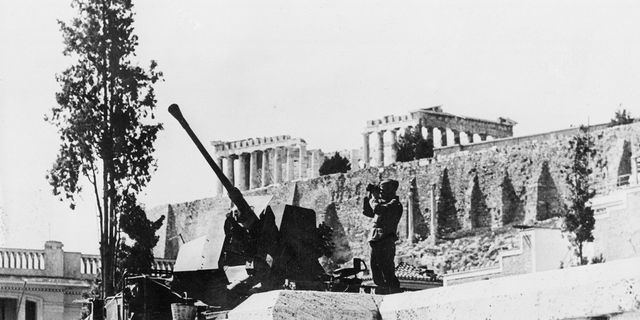 Ιστορικός περίπατος στην κατοχική Αθήνα