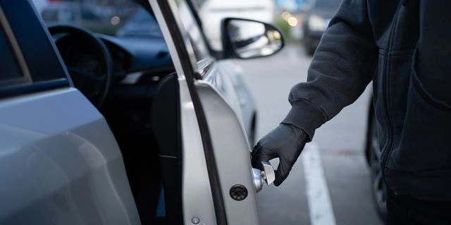 Χαλκιδική: Άνδρας συνελήφθη για κλοπές οχημάτων – Ταυτοποιήθηκε ο συνεργός του