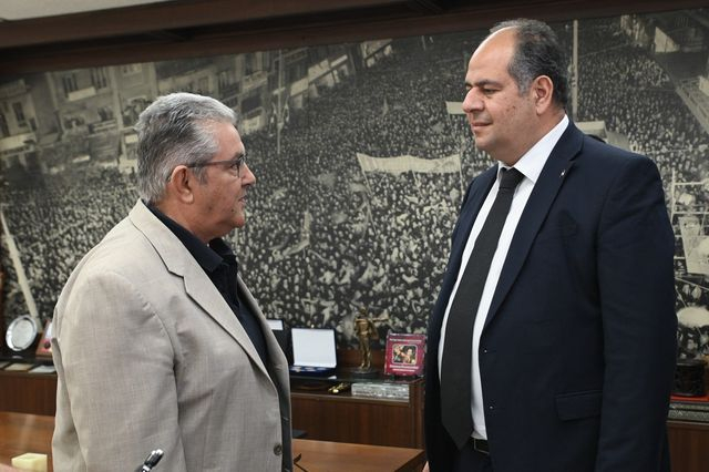 Συνάντηση του Γενικού Γραμματέα της Κεντρικής Επιτροπής του ΚΚΕ, Δημήτρη Κουτσούμπα με τον Πρέσβη της Παλαιστίνης Yussef Dorkhom, στην έδρα του κόμματος στον Περισσό