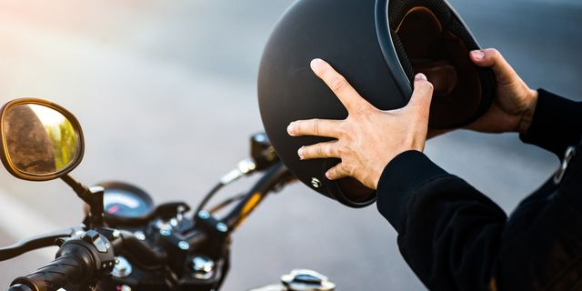 ΕΛΑΣ: Πάνω από 2.500 πρόστιμα για κράνος μέσα σε μια εβδομάδα