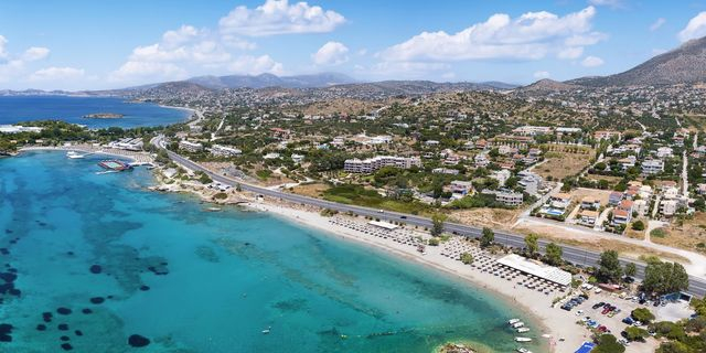 Εμπλοκή “μπράβων” στη συμπλοκή με πυροβολισμούς έξω από beach bar στο Λαγονήσι