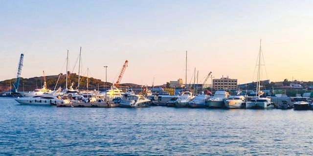Λαύριο: Συνελήφθη Τούρκος για βιασμό 51χρονης σε παραλία