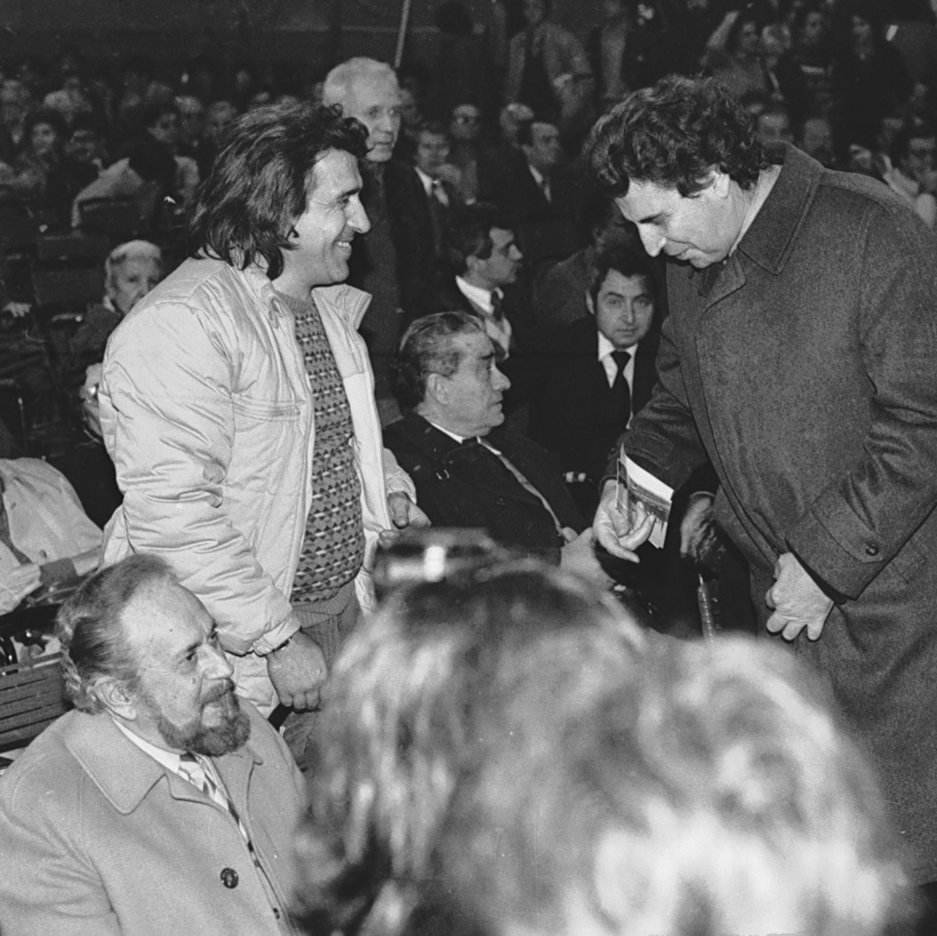 Γιάννης Ρίτσος, Χρήτσος Λεοντής, Μίκης θεοδωράκης