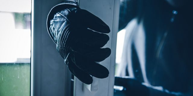 Συνελήφθη διαρρήκτης στη Μύκονο που “επισκέφτηκε” το νησί για δεύτερο καλοκαίρι